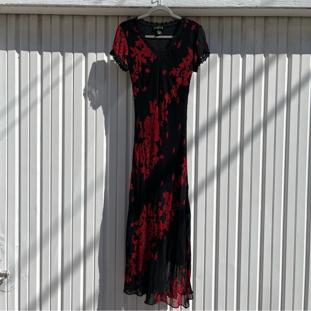 MAJICK‎ vintage black sheer red floral sequin lace trim short sleeve midi maxi